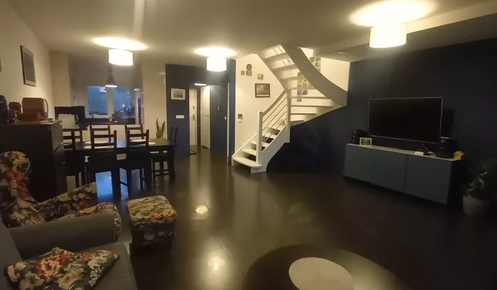 segmentowiec Jelenia Góra Czarne