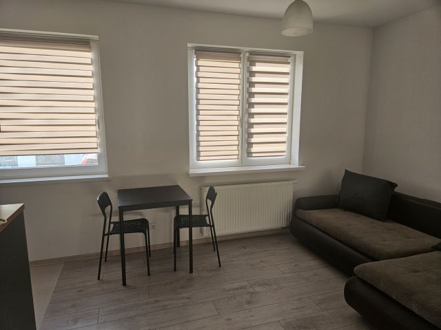 Mieszkanie 1-pokojowe Babice Nowe. Zdjęcie 1