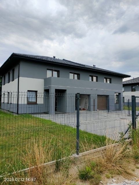 bliźniak, 5 pokoi Stanisławów Pierwszy, ul. Słoneczna. Zdjęcie 2