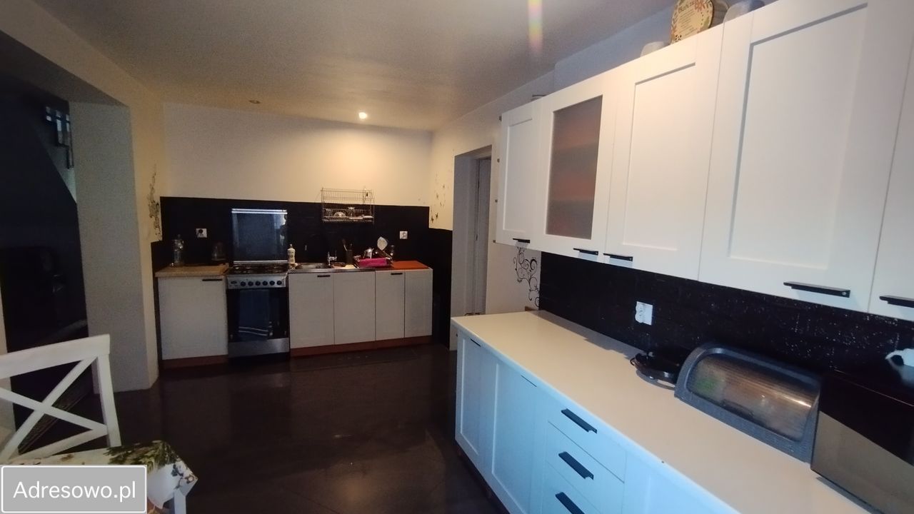 dom wolnostojący, 6 pokoi Wykroty. Zdjęcie 4