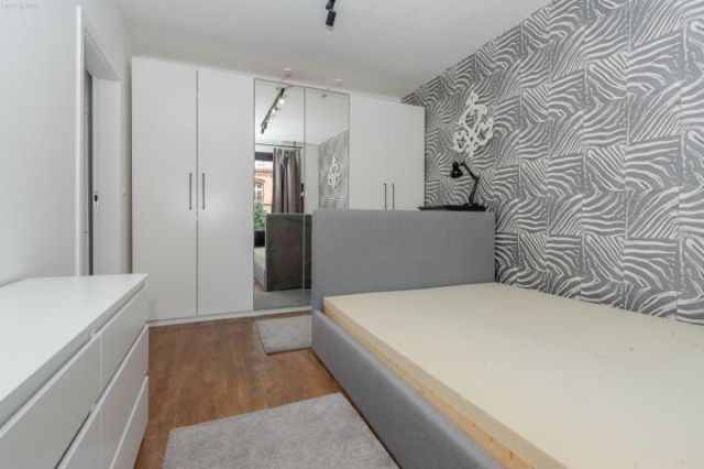 Mieszkanie 2-pokojowe Kraków Stare Miasto, ul. Szlak. Zdjęcie 9