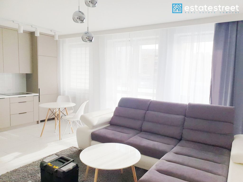 Mieszkanie 2-pokojowe Rzeszów Staromieście, ul. Antoniego Gromskiego. Zdjęcie 3