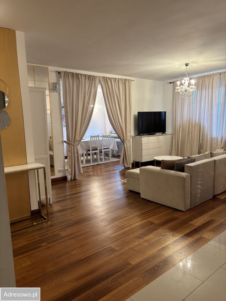 Mieszkanie 5-pokojowe Warszawa Ursynów, ul. Mariana Sengera "Cichego". Zdjęcie 3