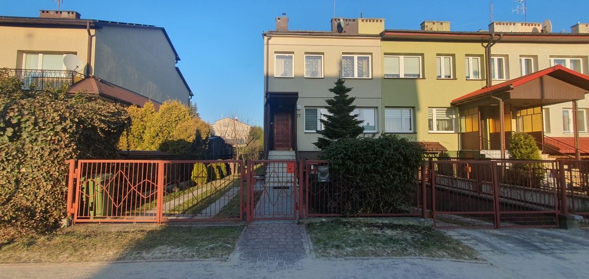 dom szeregowy Puławy, ul. Piotra Norblina. Zdjęcie 1