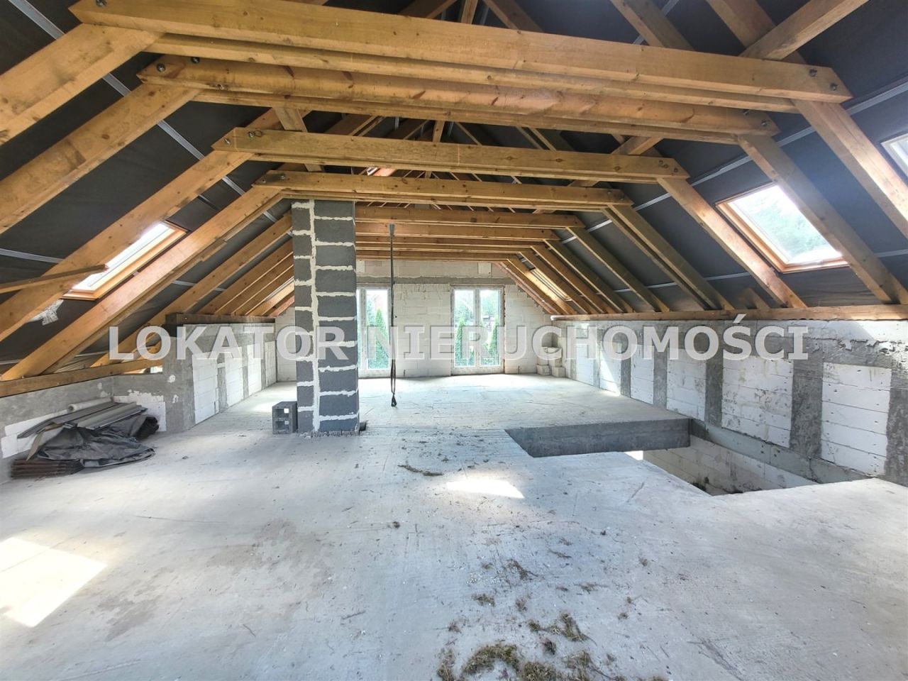 dom wolnostojący, 5 pokoi Stara Łubianka. Zdjęcie 18