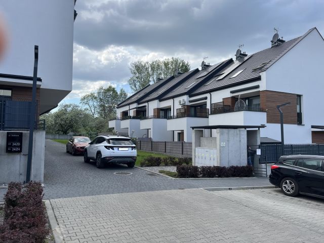 Mieszkanie 3-pokojowe Wieliczka Krzyszkowice, ul. Sadowa. Zdjęcie 1