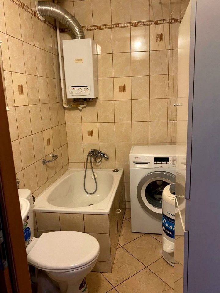 Mieszkanie 2-pokojowe Chorzów Centrum, ul. Kazimierza Wielkiego. Zdjęcie 4