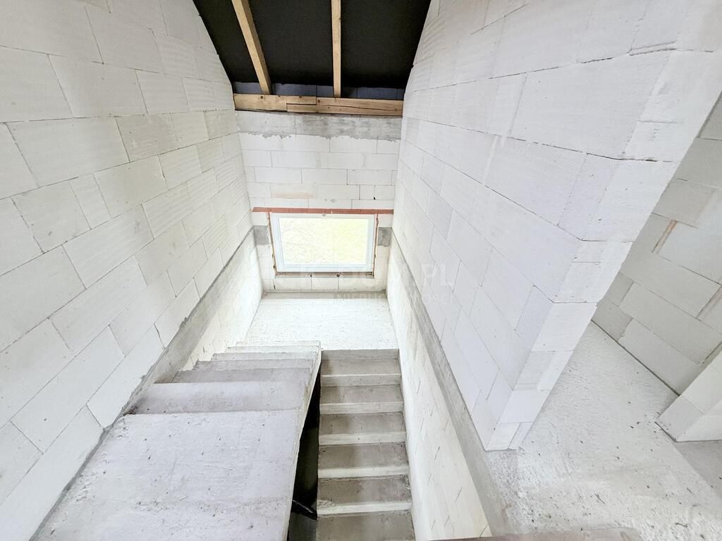 dom wolnostojący, 4 pokoje Kowala. Zdjęcie 5