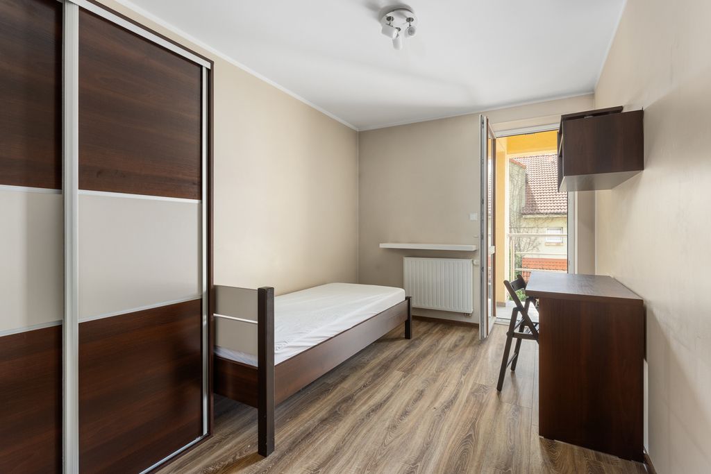 bliźniak, 9 pokoi Poznań, ul. Wiktora Degi. Zdjęcie 11