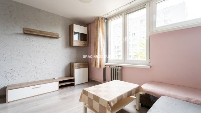 Mieszkanie 1-pokojowe Kraków Bieńczyce, os. Kalinowe. Zdjęcie 2