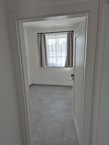 Mieszkanie 4-pokojowe Mikołów Reta Śmiłowicka, ul. Mieczysława Dzieńdziela. Zdjęcie 13