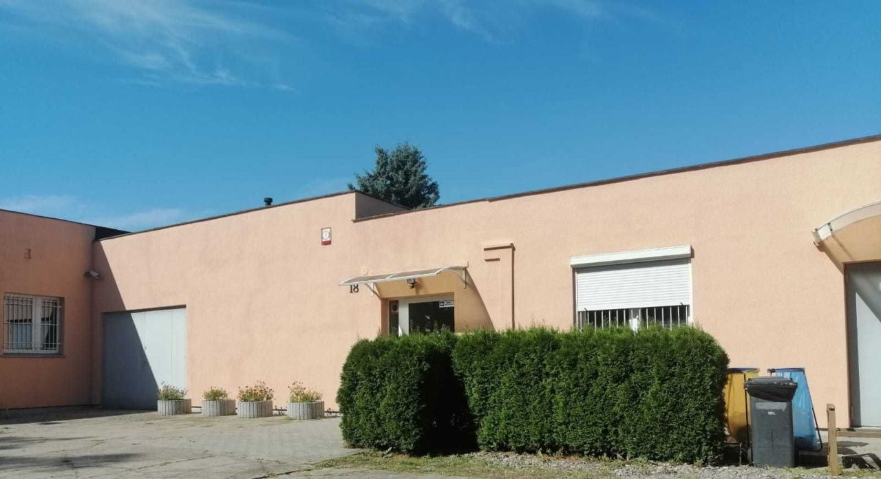 Hala/magazyn Komorniki. Zdjęcie 1