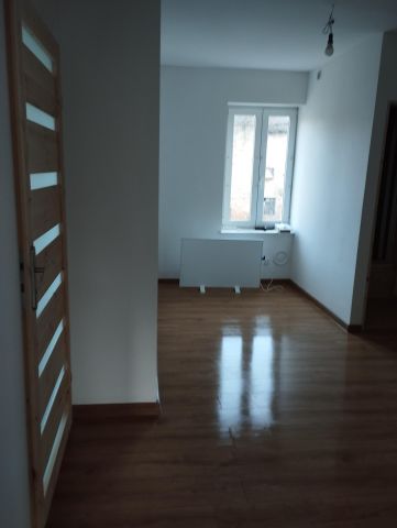 Mieszkanie 2-pokojowe Szczawno-Zdrój, ul. Krzysztofa Kamila Baczyńskiego. Zdjęcie 1