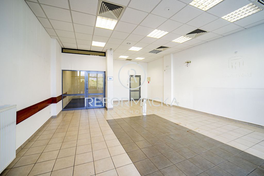 Lokal Rzeszów Baranówka, ul. Obrońców Poczty Gdańskiej. Zdjęcie 3