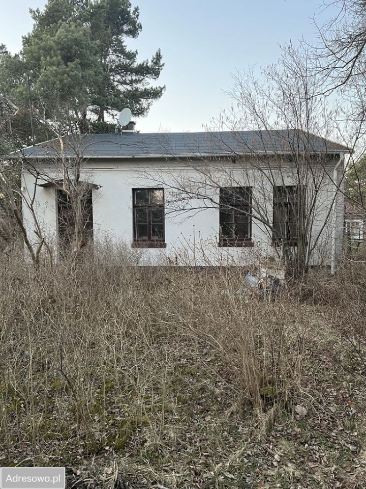 dom wolnostojący, 4 pokoje Poraj, ul. Kościelna