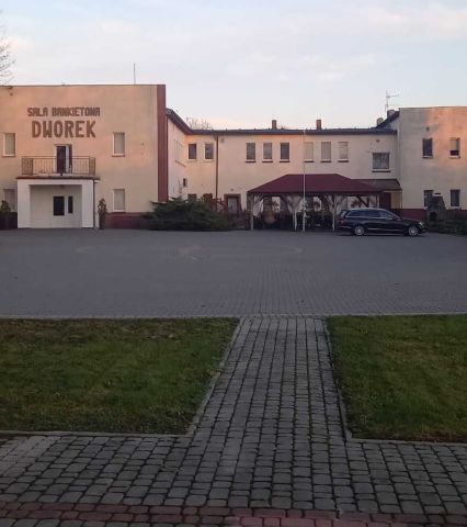 Nieruchomość komercyjna Czarny Sad. Zdjęcie 1