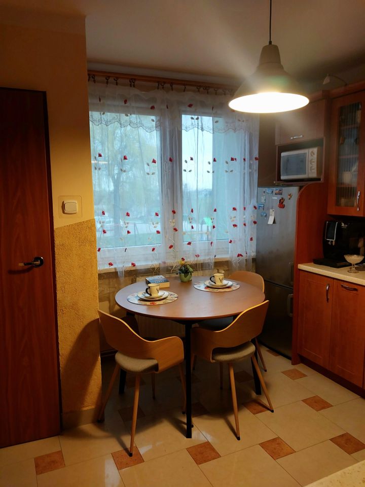 Mieszkanie 3-pokojowe Ogrodzona, ul. Centralna. Zdjęcie 5