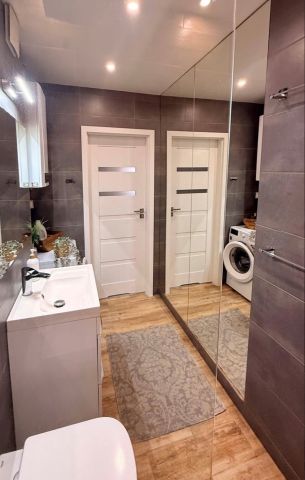 Mieszkanie 3-pokojowe Lesznowola. Zdjęcie 11