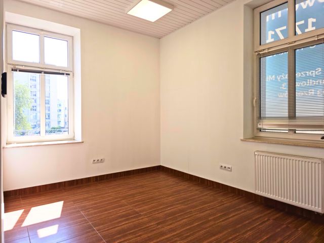 Biuro Rzeszów, ul. Stanisława Jabłońskiego. Zdjęcie 2