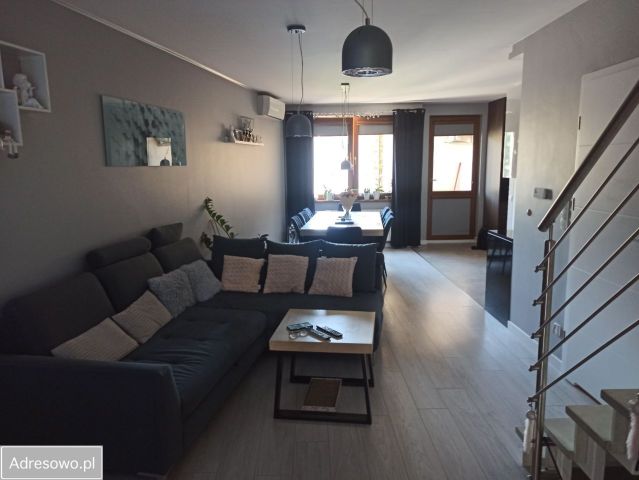 Mieszkanie 4-pokojowe Trzebnica, ul. św. Jadwigi. Zdjęcie 1