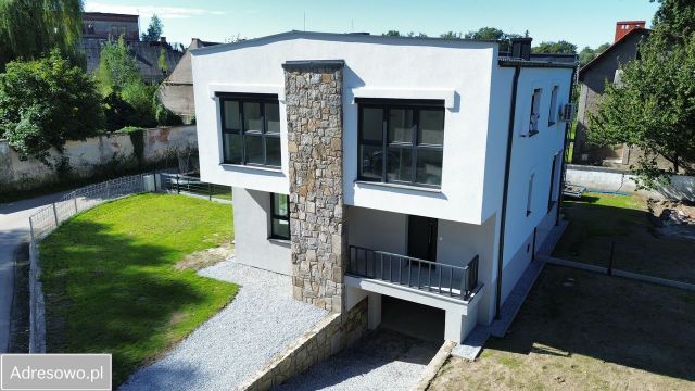 bliźniak, 4 pokoje Lewin Brzeski, ul. Zamkowa. Zdjęcie 1