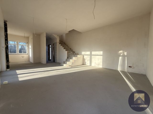 dom szeregowy, 5 pokoi Warszawa Wawer. Zdjęcie 3