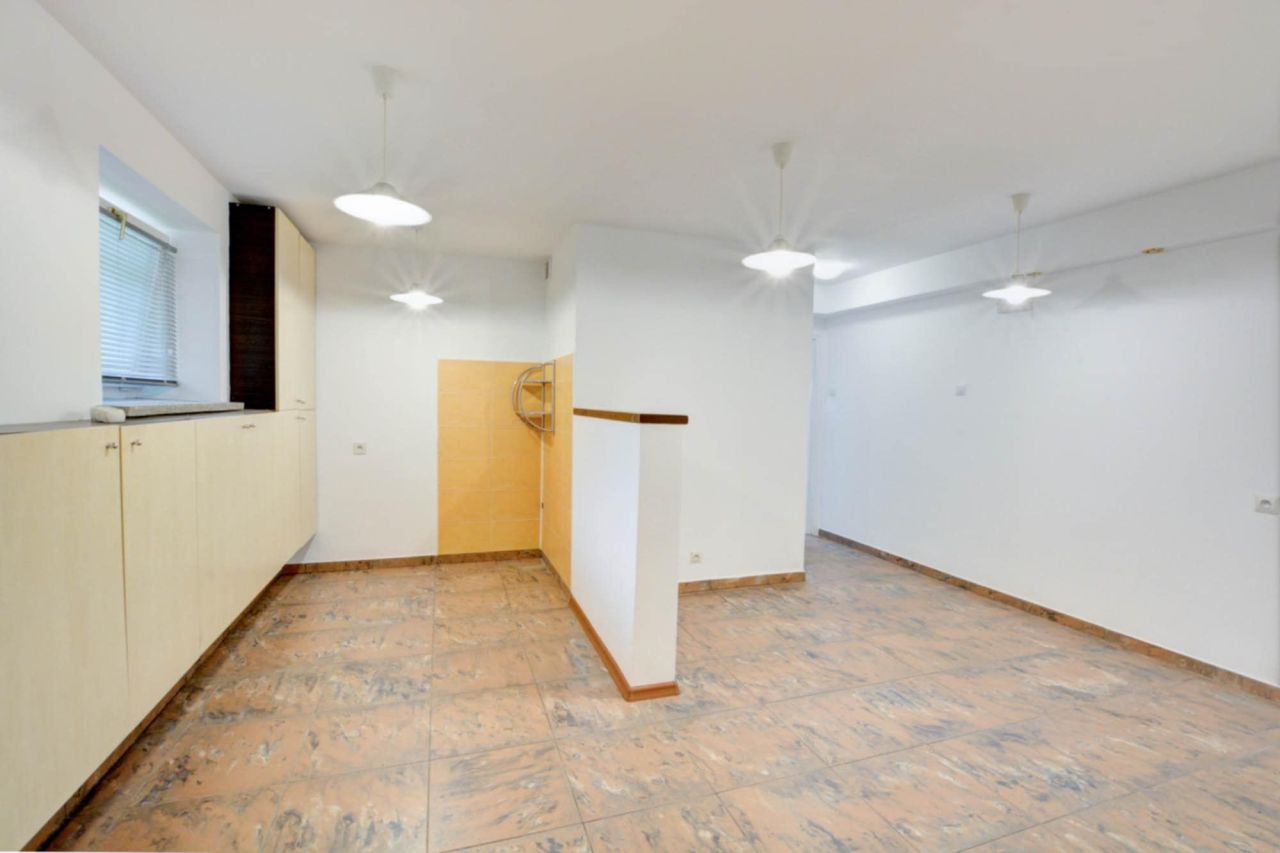 Lokal Zambrów, ul. gen. Józefa Bema. Zdjęcie 2