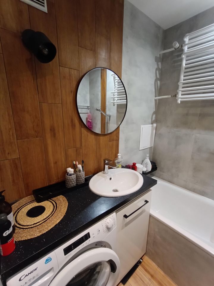 Mieszkanie 3-pokojowe Ostrowiec Świętokrzyski, os. Rosochy. Zdjęcie 2