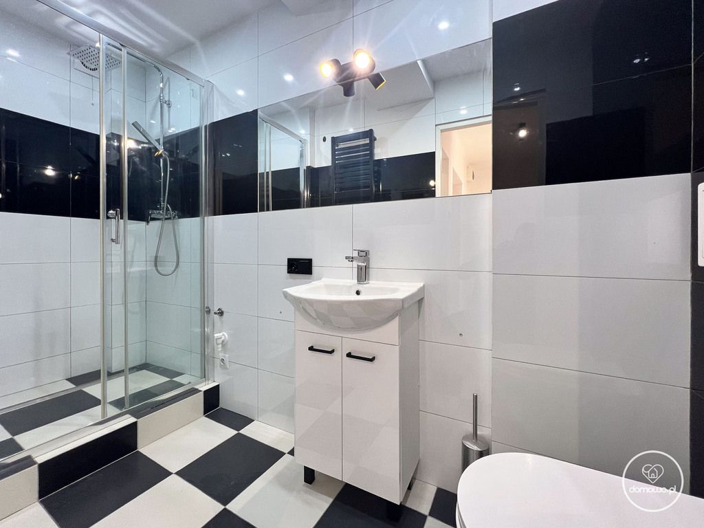 Mieszkanie 2-pokojowe Płock, ul. 1 Maja. Zdjęcie 1