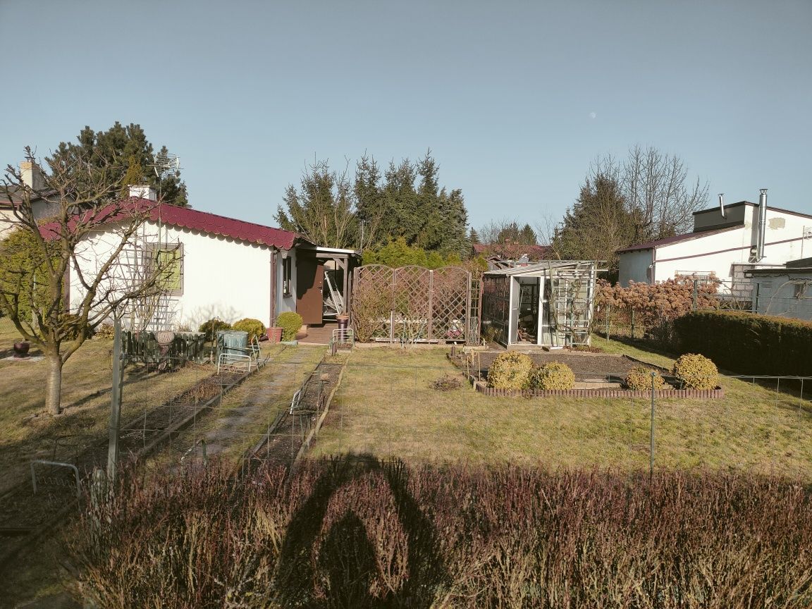 Działka rod Złotniki. Zdjęcie 1