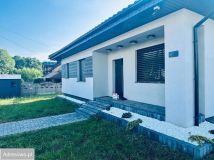 dom wolnostojący, 4 pokoje Myszków Centrum, ul. Waryńskiego. Zdjęcie 2