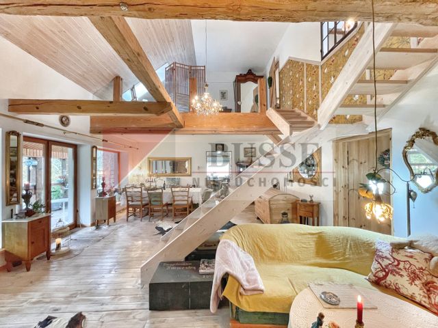 dom wolnostojący, 7 pokoi Trzeszczyn. Zdjęcie 1