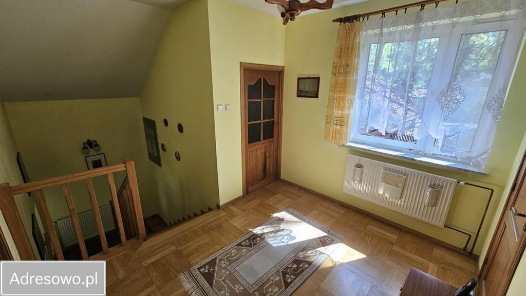 dom wolnostojący, 4 pokoje Izabelin C. Zdjęcie 11