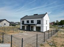 bliźniak, 5 pokoi Piła, ul. Marmurowa. Zdjęcie 2