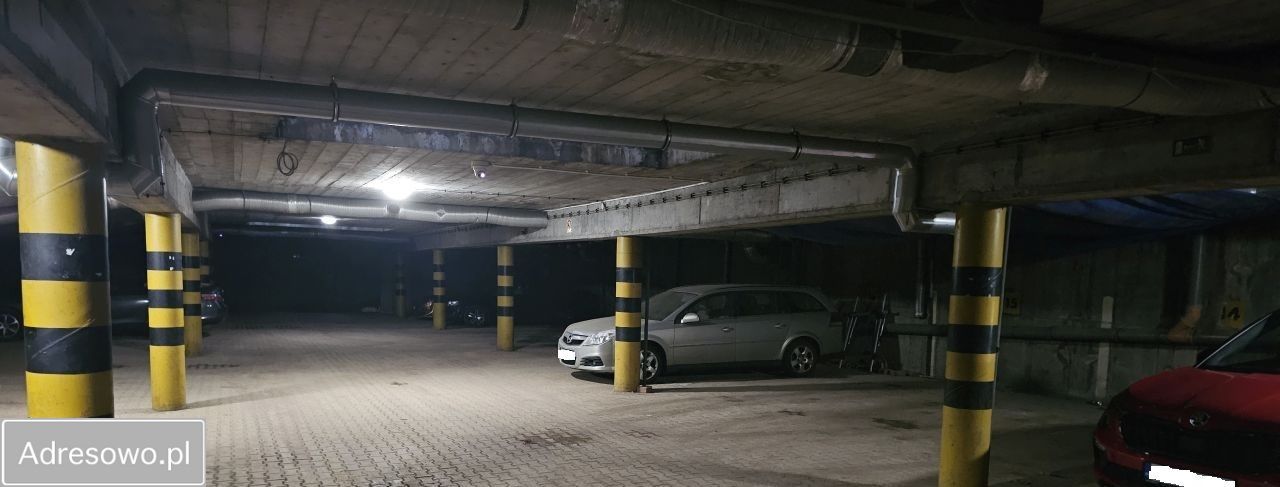 Garaż/miejsce parkingowe Jelenia Góra Centrum, ul. Krótka. Zdjęcie 2