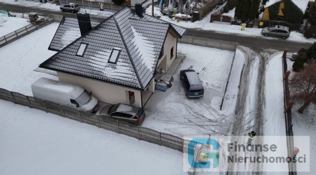 dom wolnostojący, 5 pokoi Skierniewice, ul. Sosnowa. Zdjęcie 3