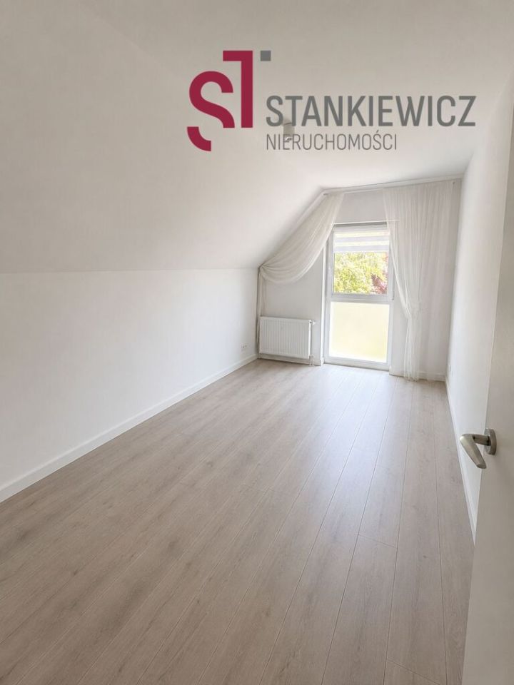 bliźniak, 4 pokoje Lipno. Zdjęcie 6
