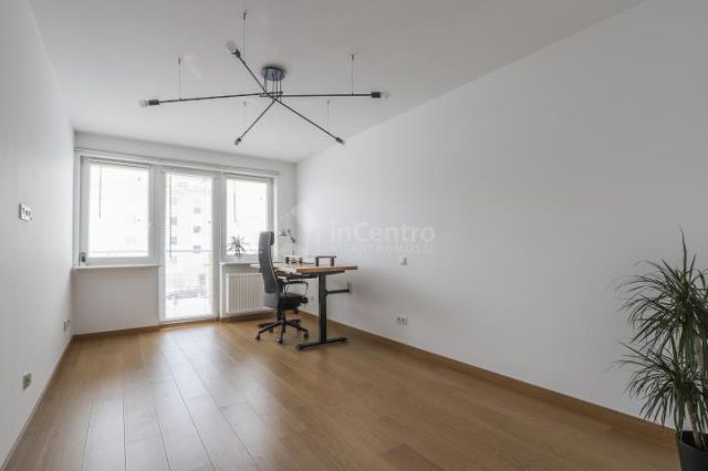 Mieszkanie 3-pokojowe Kraków Czyżyny, os. Akademickie. Zdjęcie 1