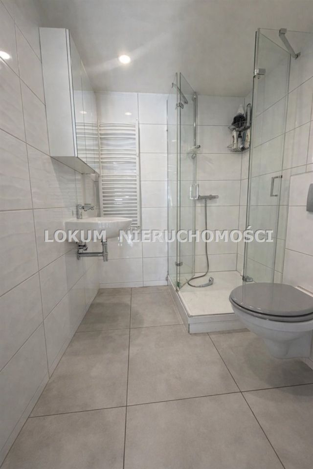 dom wolnostojący, 5 pokoi Pniówek, ul. Krucza. Zdjęcie 8