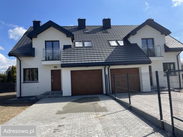 bliźniak, 7 pokoi Konstancin-Jeziorna. Zdjęcie 1