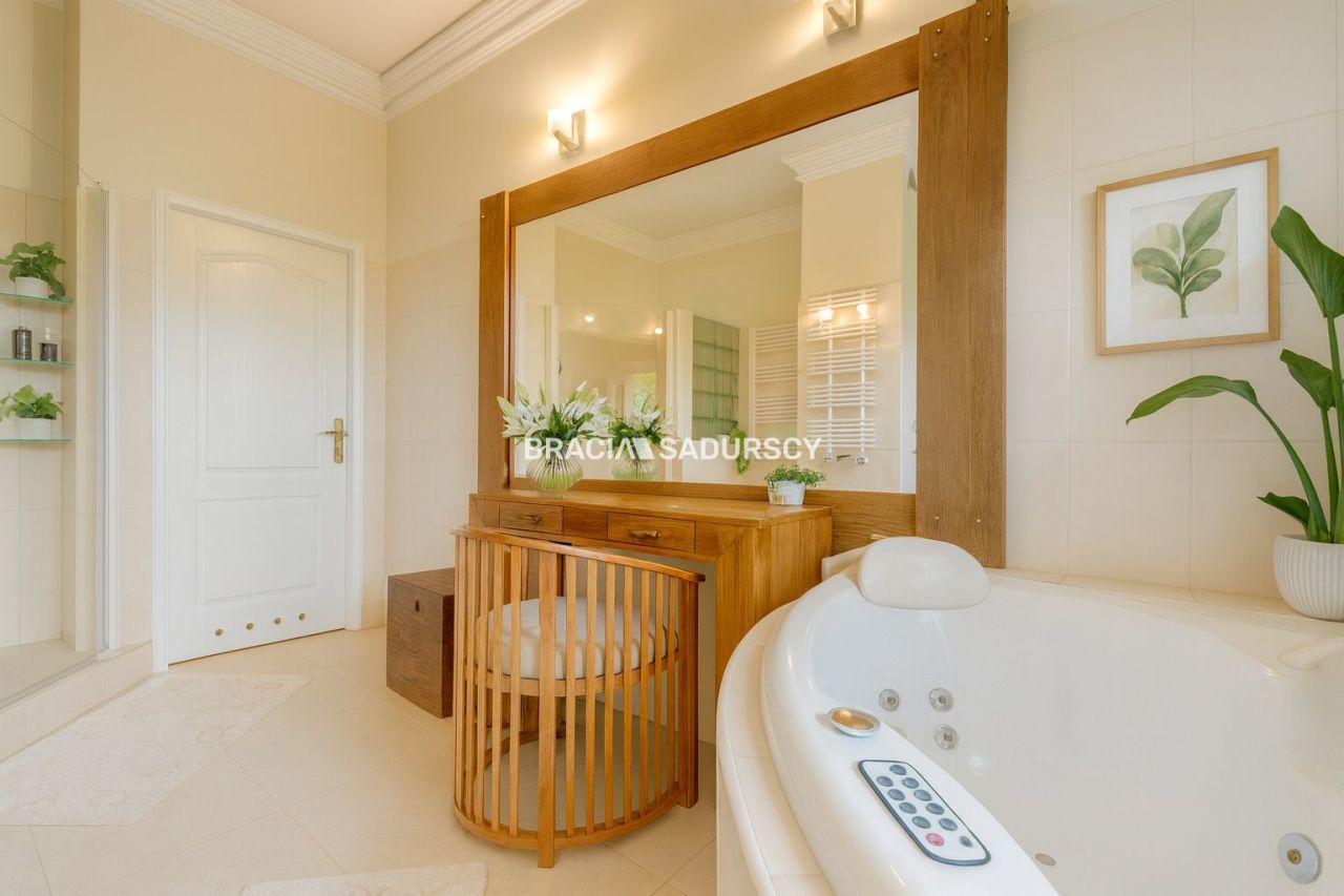 dom wolnostojący, 8 pokoi Kraków Dębniki, ul. Podgórki Tynieckie. Zdjęcie 12