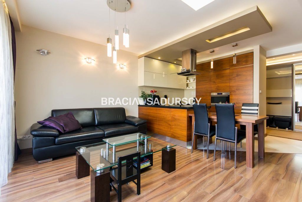 Mieszkanie 2-pokojowe Kraków Prokocim, ul. Leonida Teligi. Zdjęcie 3