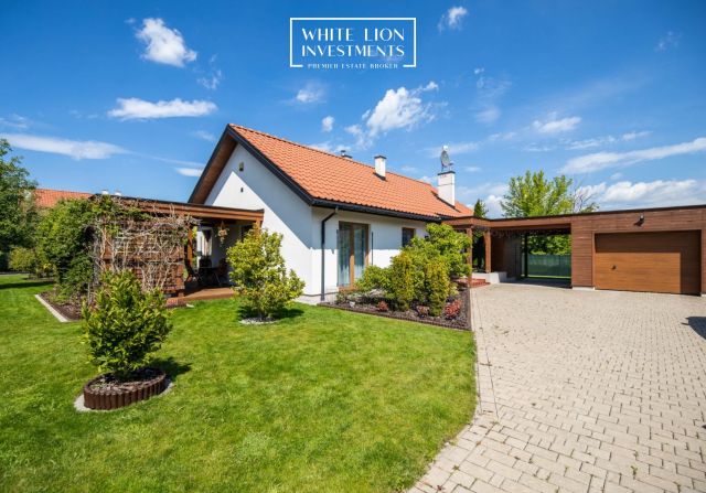 dom wolnostojący, 4 pokoje Prażmów. Zdjęcie 1