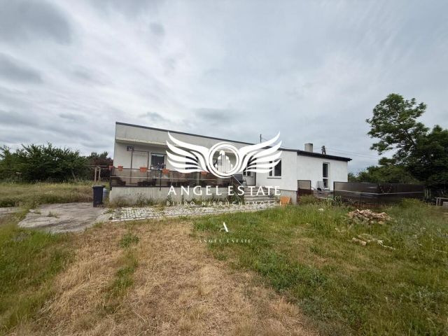 dom wolnostojący, 5 pokoi Lubiszyn, ul. Plac Jedności Robotniczej. Zdjęcie 3