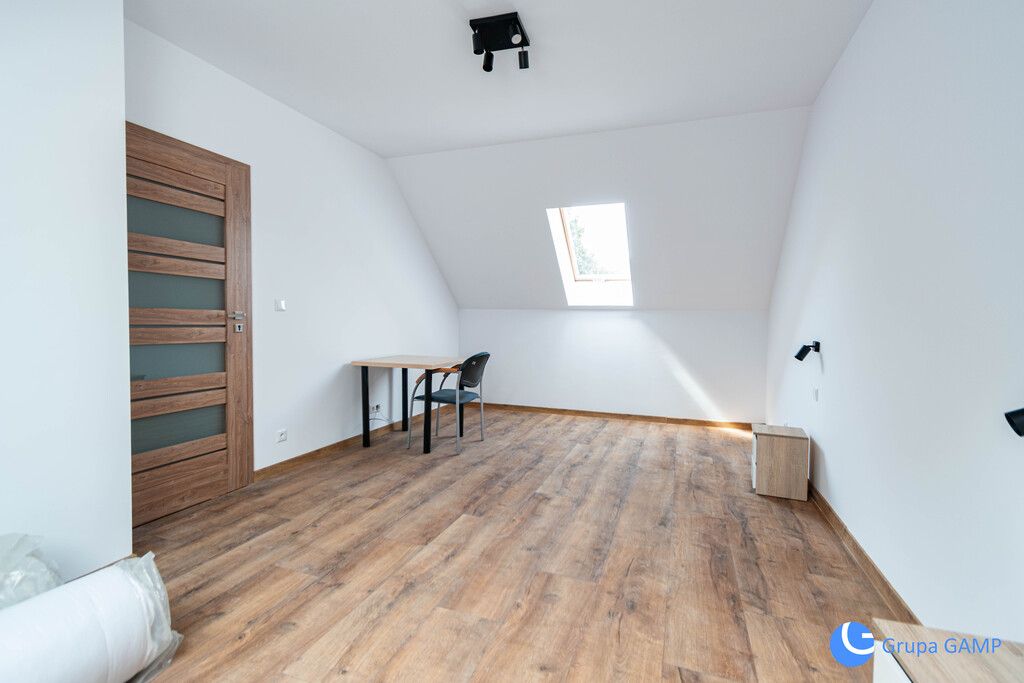 bliźniak, 6 pokoi Wieliczka. Zdjęcie 16