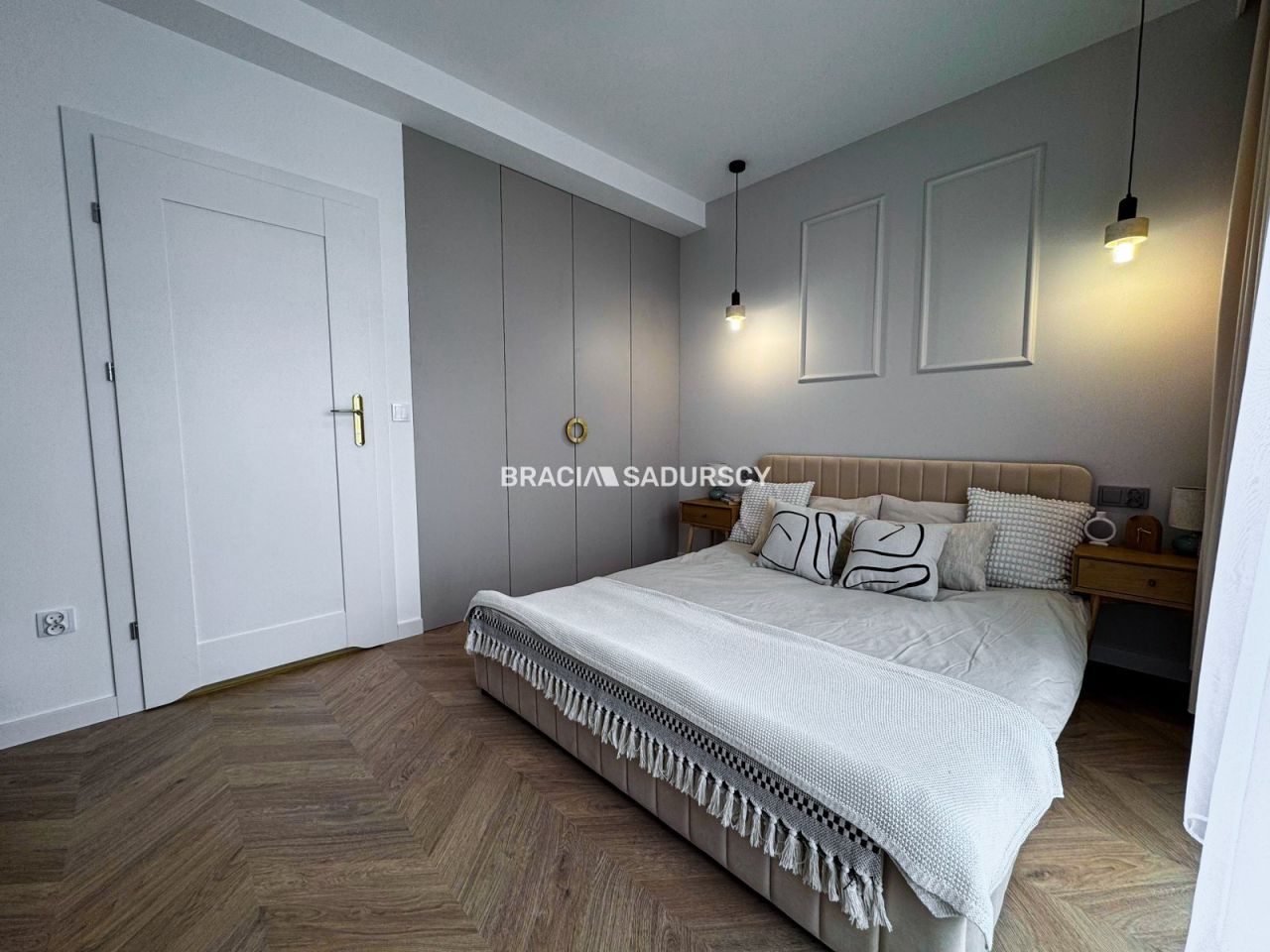 Mieszkanie 5-pokojowe Niepołomice. Zdjęcie 9