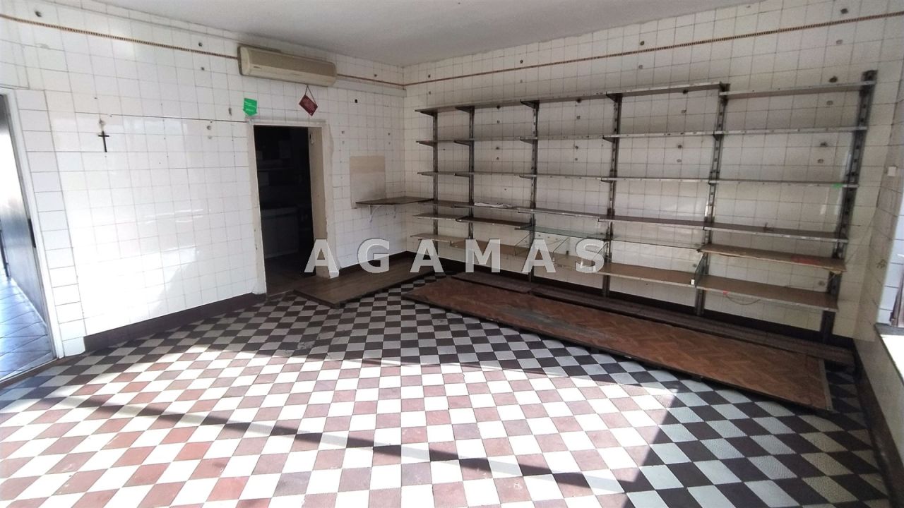 dom wolnostojący, 12 pokoi Kondratowice. Zdjęcie 22