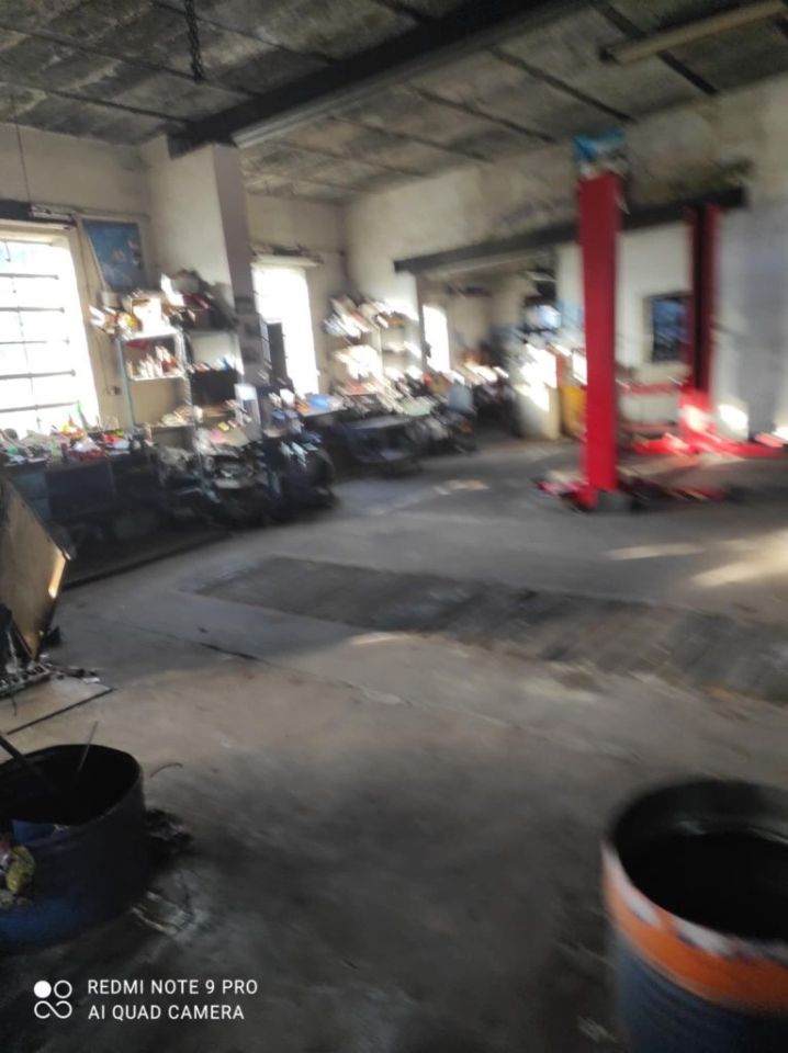 Hala/magazyn Jedlina-Zdrój. Zdjęcie 3