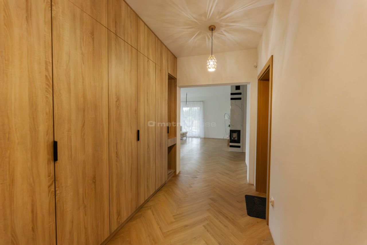 dom wolnostojący, 4 pokoje Izbica. Zdjęcie 8