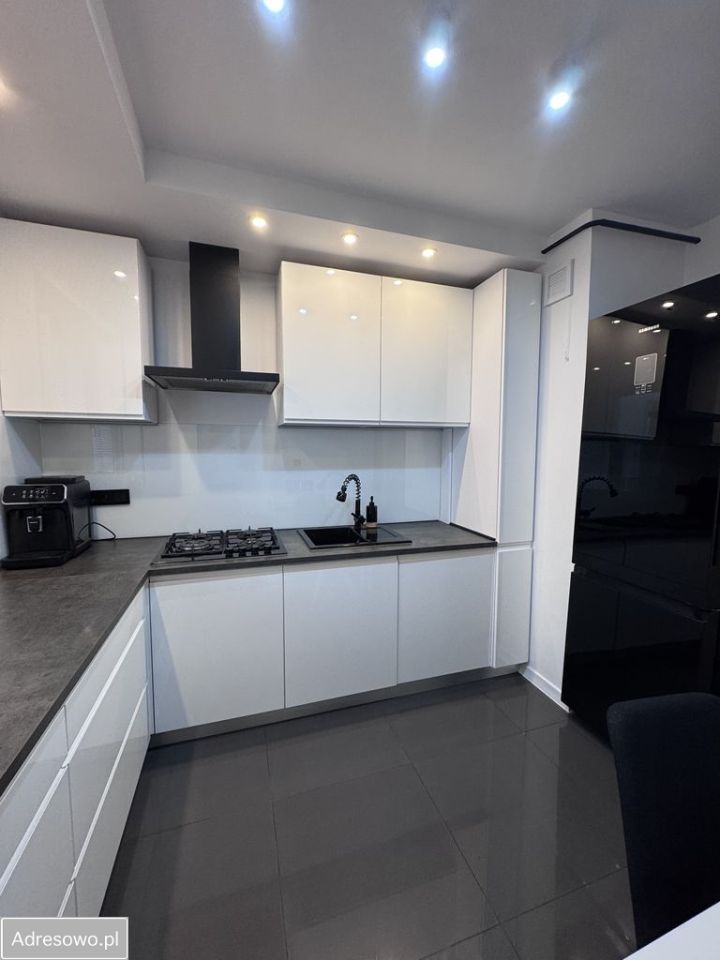 Mieszkanie 3-pokojowe Gdynia Pustki Cisowskie, ul. Chabrowa. Zdjęcie 2